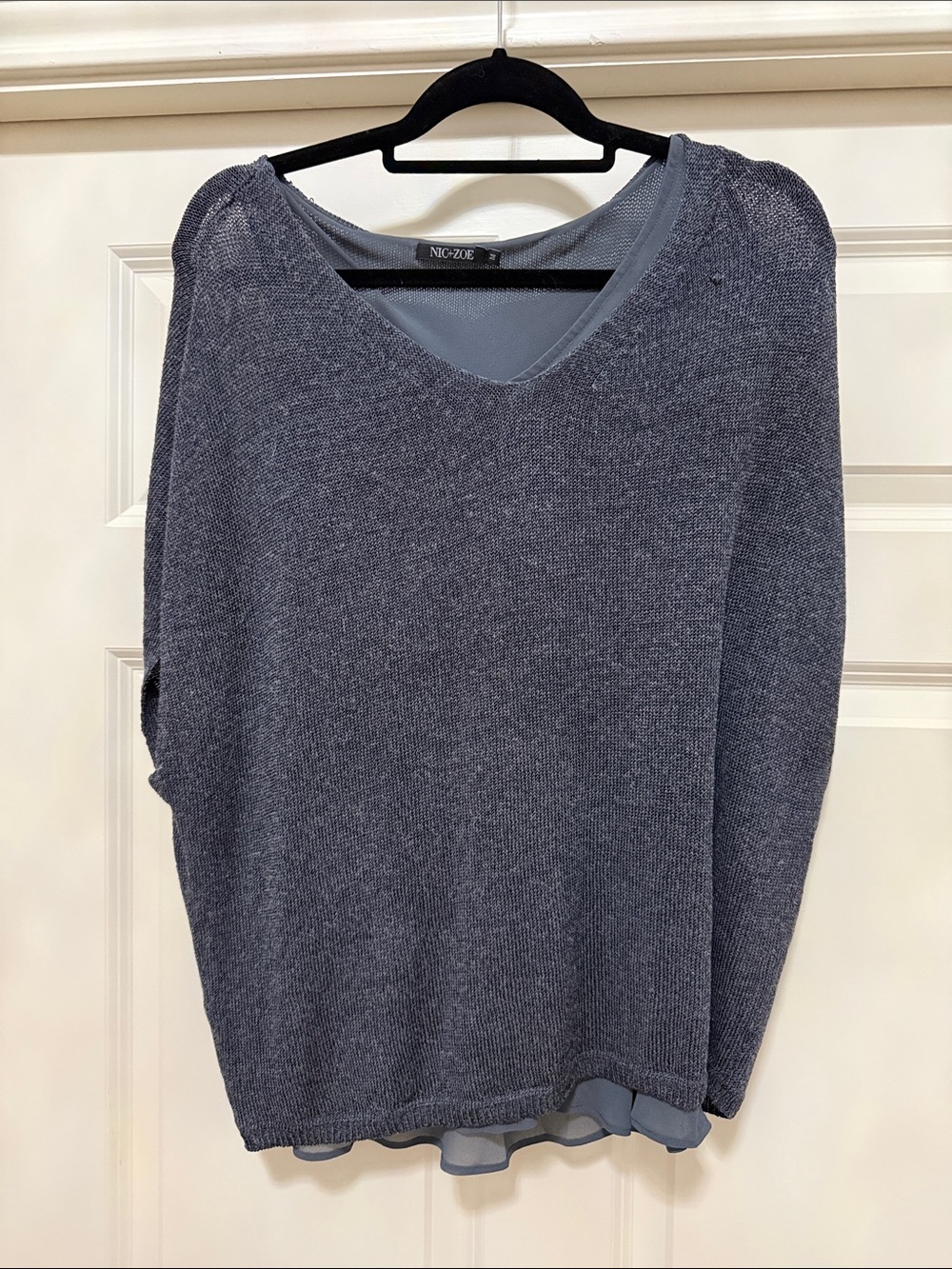 NIC+ZOE Slate Blue V-Neck Layered boxy Sweater size M, tank attached
